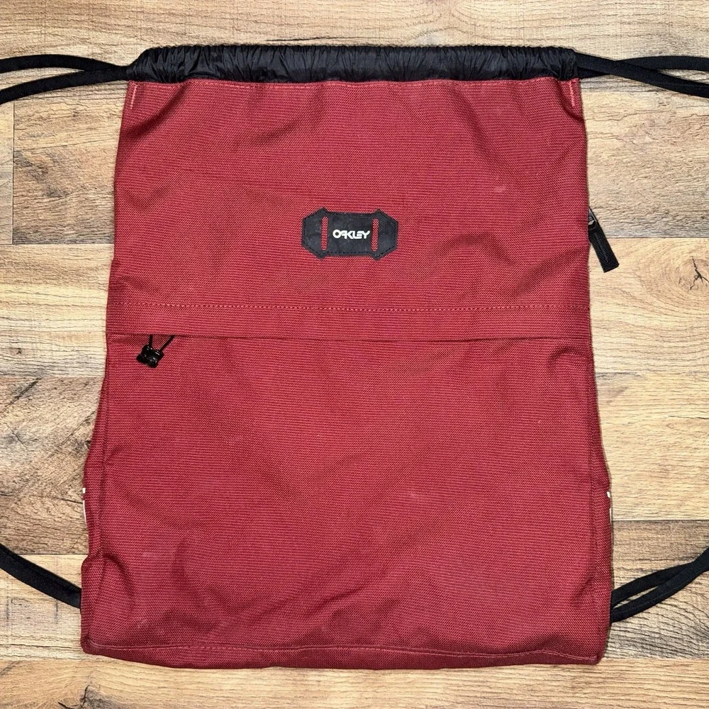 Oakley Street Satchel Bag Mens Medium Red 13L Drawstring Backpack